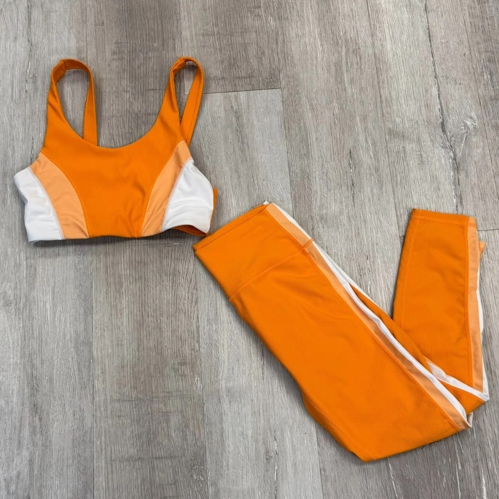 Wilo Sports Bra & Leggings Set - Size Large (Australian Brand/ fits like 10) - Picture 3 of 7